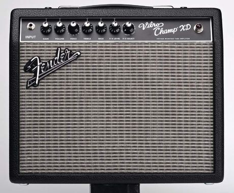 Fender Vibro Champ XD